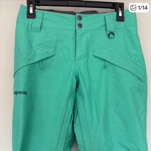 Women’s Ski Outfit - Picture 15 of 15